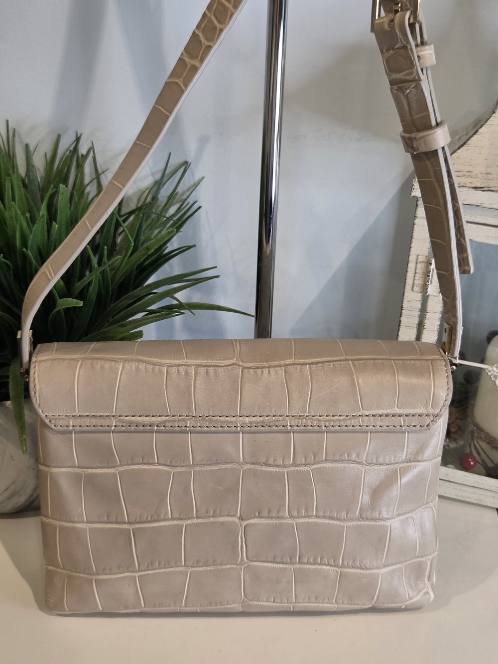 Kate Spade Madison Ave Collection Croc Embossed Leather Flap Bag - Picture 3 of 15